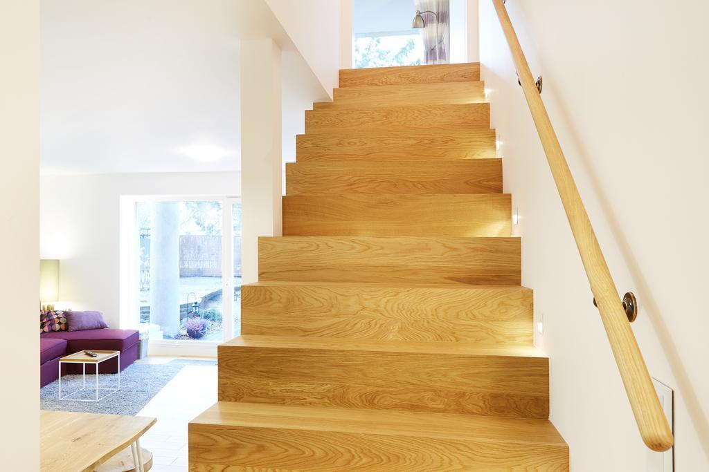 ワルシャワLovely Lux Garden Flat Near Royal Parkアパートメント エクステリア 写真