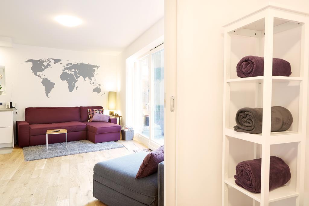 ワルシャワLovely Lux Garden Flat Near Royal Parkアパートメント エクステリア 写真